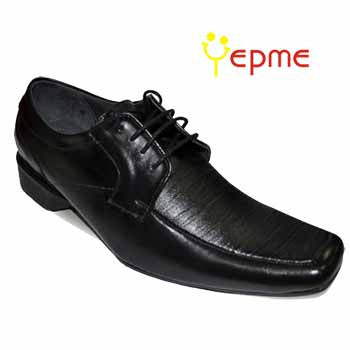 Buy a classic pair of Yepme Formal Shoes