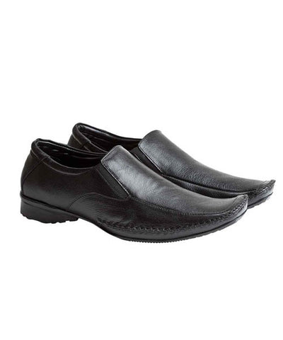 Yepme Black Casual Leather Loafers